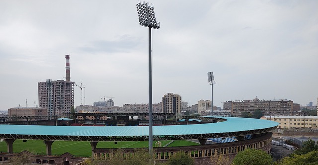 特別是在比 特別是在比